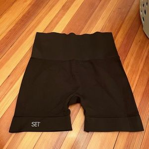 Set active shorts